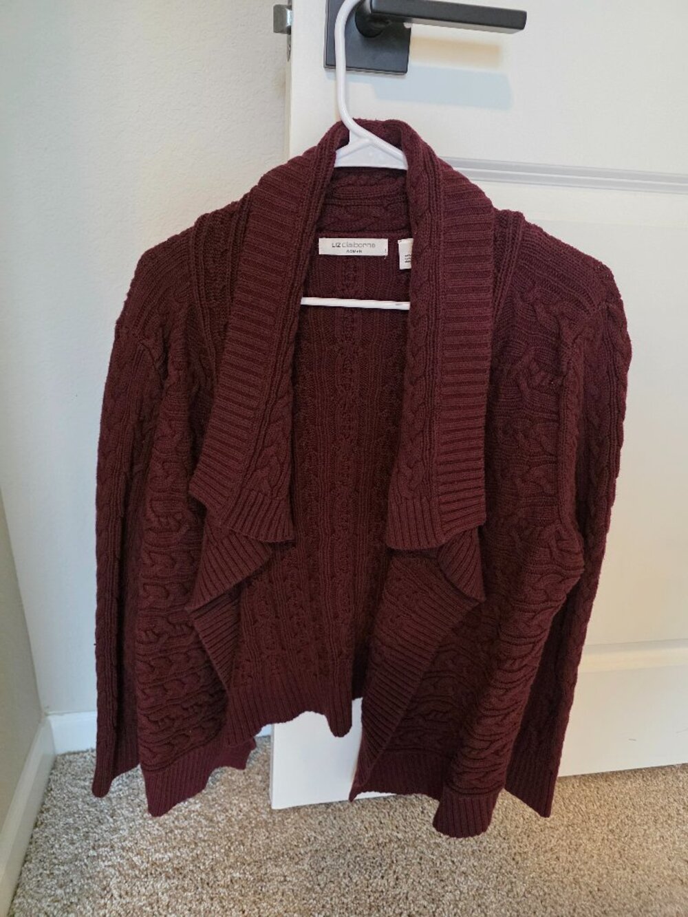 Liz Claiborne Woman Cable Knit Cardigan – Burgundy